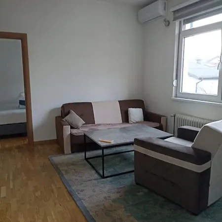 Apartman B&a Lejlighed *